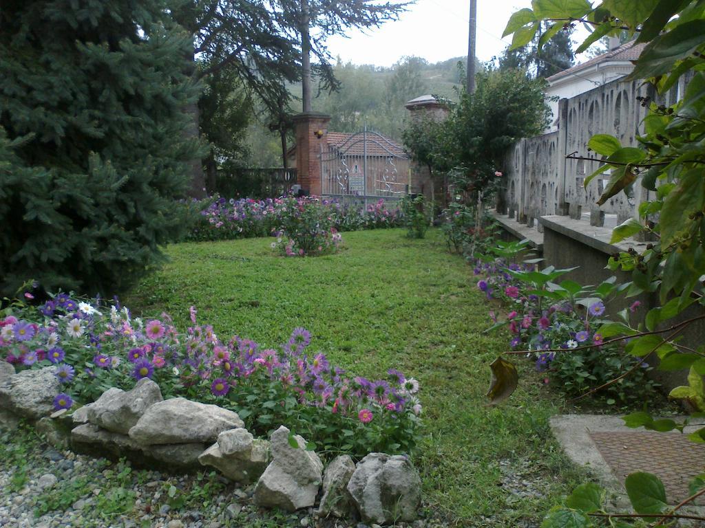 B&B Cantine Pietronero Orsara Bormida Екстериор снимка